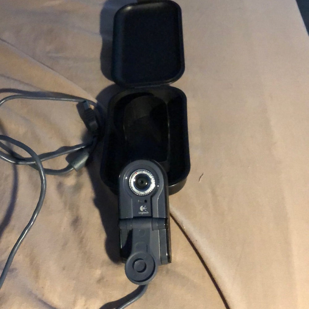 Logitech laptop camera. - Picture 2 of 3
